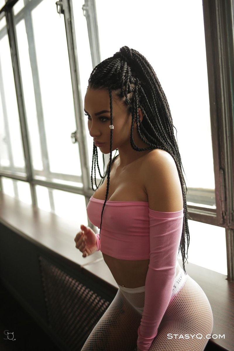 Лидия, 22 года, 2 размер груди