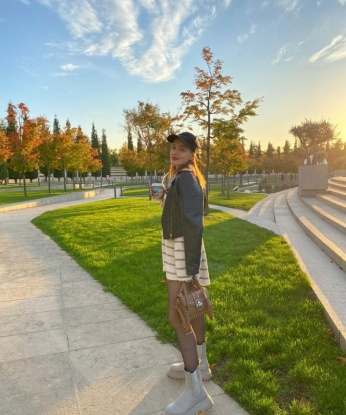 Лариса, 24 года, 2 размер груди